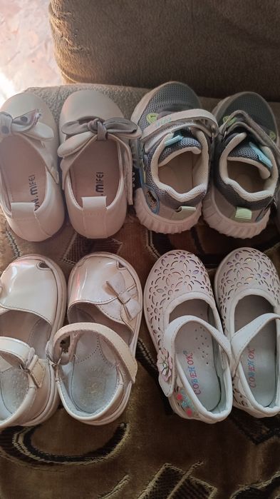 Продам обувь для девочки!