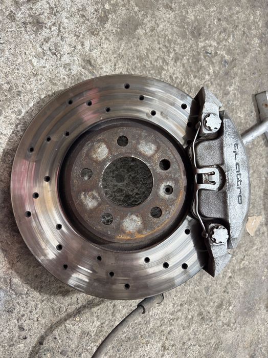 Спирачни дискове и апарати 320мм за Ауди