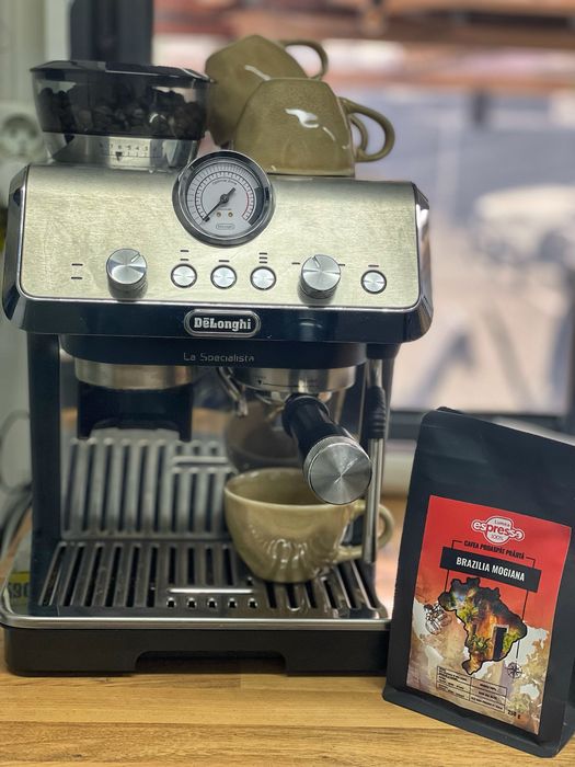 Aparat de cafea Delonghi