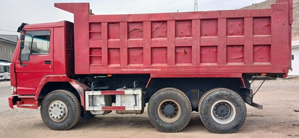 Хово синотрук сотилади