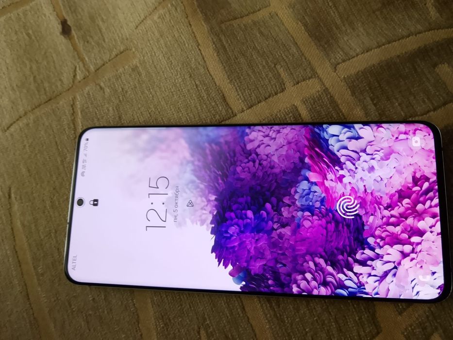 Продам Samsung s20+