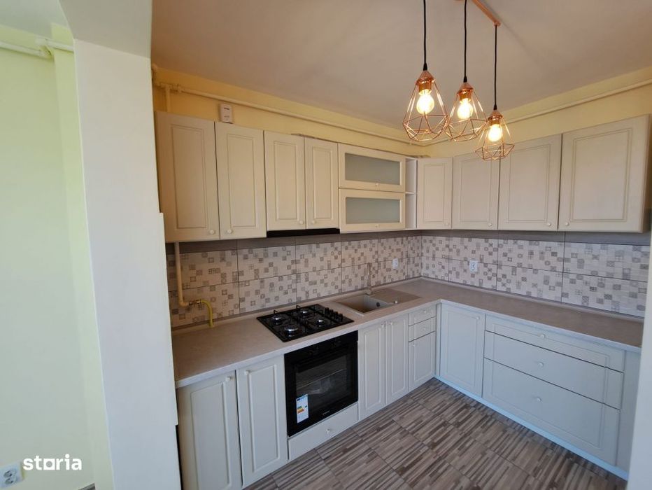 Apartament cu 3 camere, zona Vivo, Floresti — fotografia 1