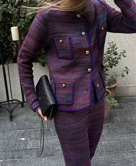 Продам Костюм