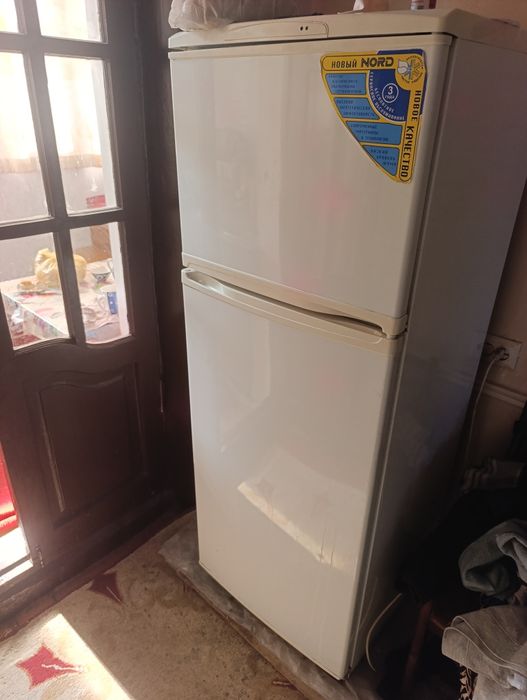 Xolodilnik sotiladi.rabochiy