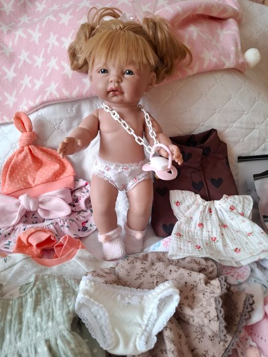 Продам куклу Berbesa