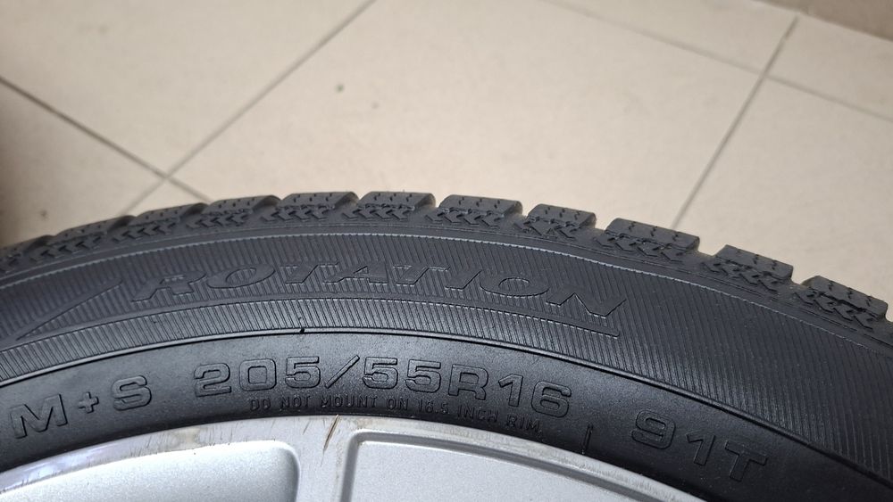 Set 4 roti structurale originale Dacia Logan Sandero Stepway cu 205. 55 R16 M+S