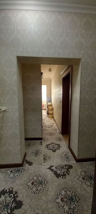 Тансикбоева 3 да 2 хона 2 этаж 5 этажка сотилади