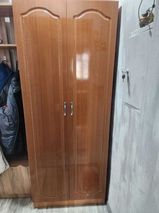 Срочно продам Шкаф