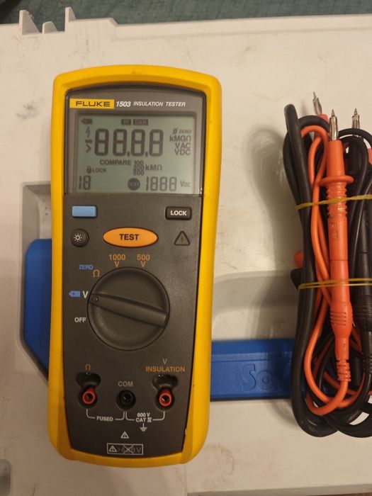Изолационен тестер Fluke 1503