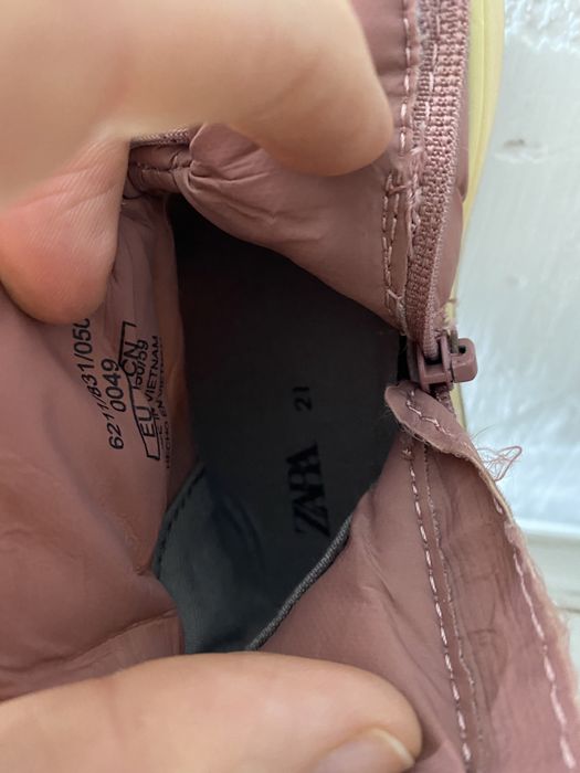 Ghete Zara fete Nr . 21