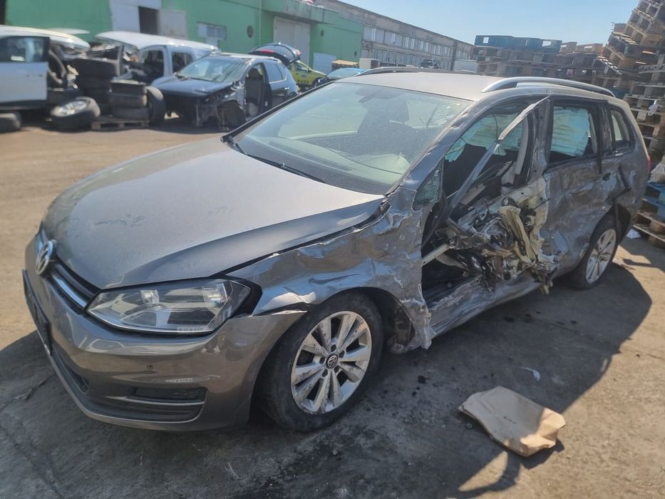 Dezmembrez Volkswagen Golf - 7 (2012 - 2017), 1.6 tdi CLHA, automatic, CLHA, MWW