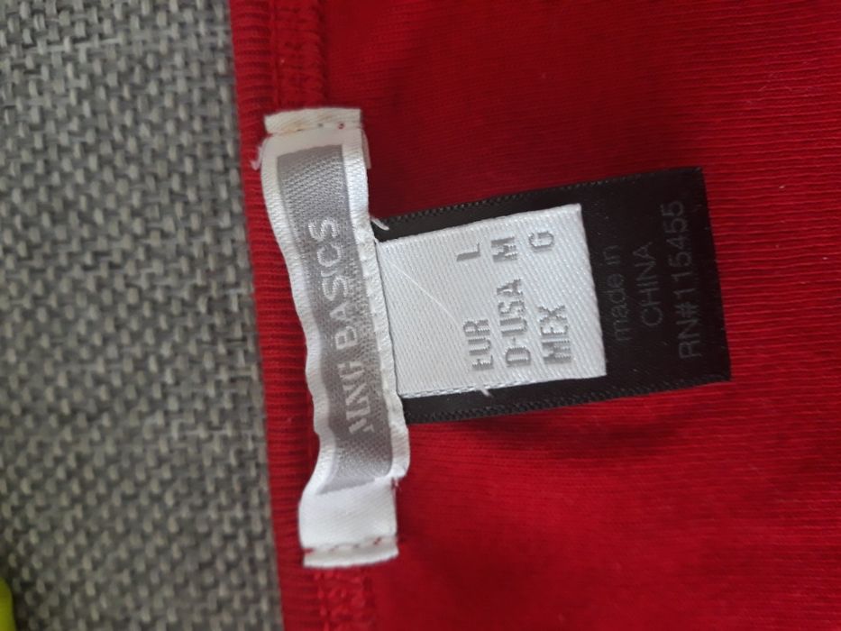 Diferite tricouri dama mar.L