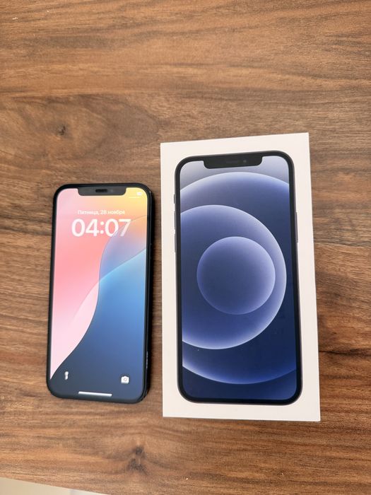Iphone 12 в отличном состоянии