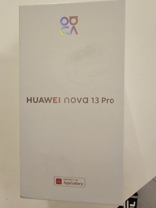 Продавам Huawei nova13  pro,нов