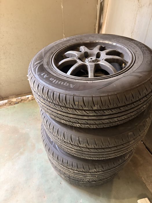 Продам шины с дисками 215/70R16