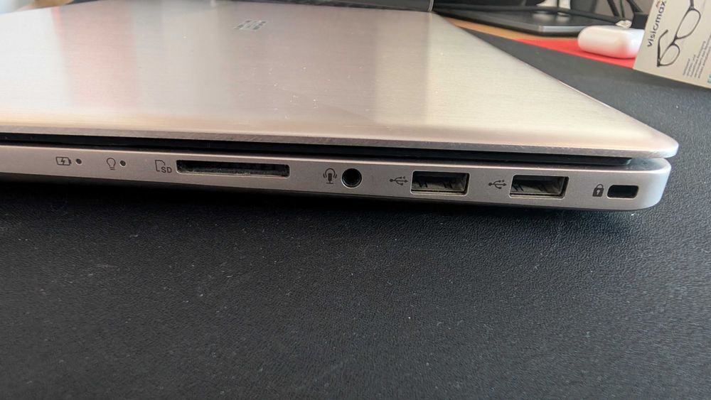 Laptop ASUS N580V | i7-7700HQ | 8GB RAM | SSD + HDD | Defect estetic