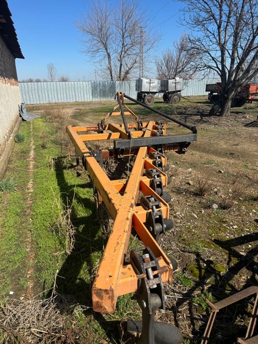 Плуг 8х25; 2009г.