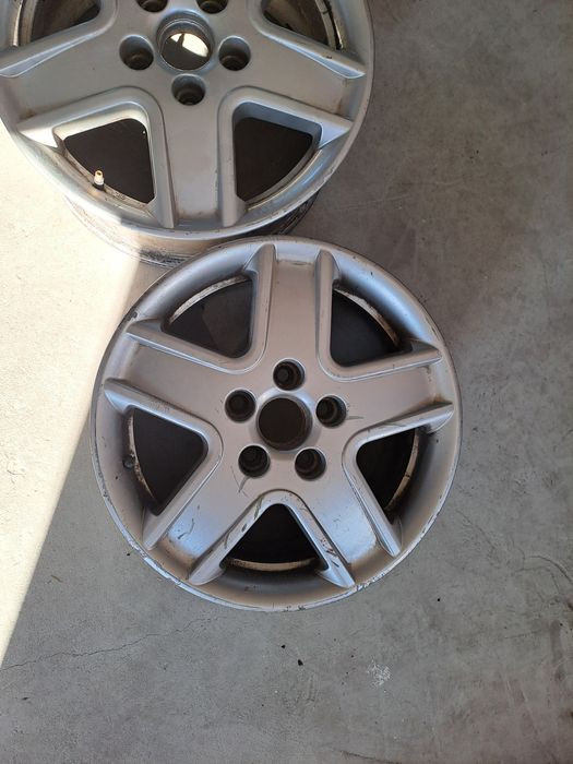 Două jante aliaj rezervă vw sharan originale  r16
