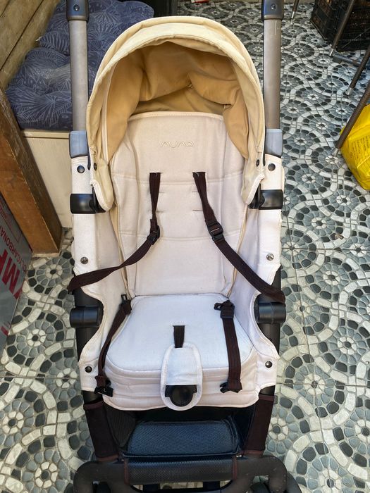 Cărucior Nuna sport ultracompact