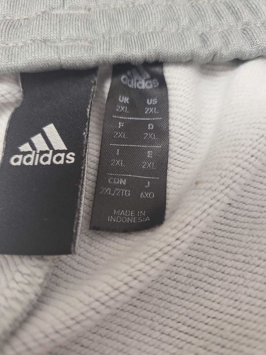 Adidas pantaloni și bluza