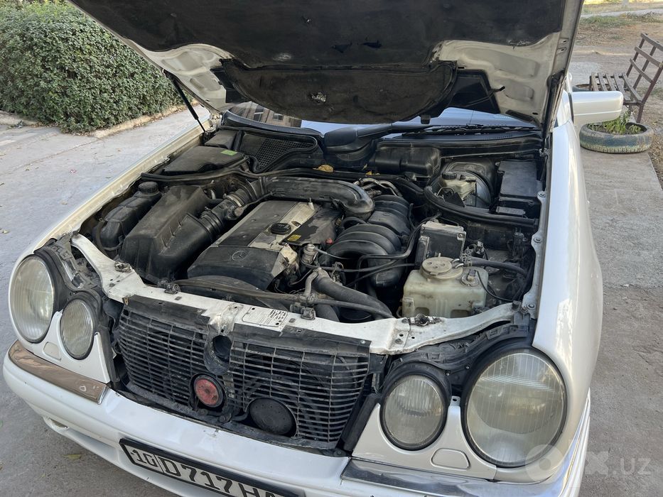 Mercedes-Benz E280 W210