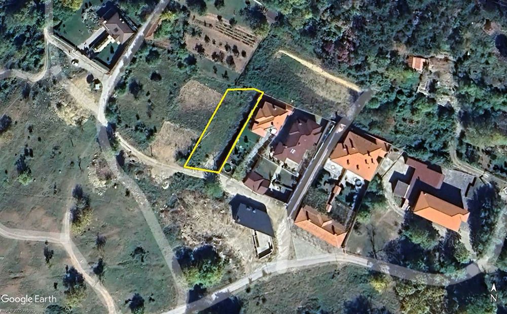 ПАРЦЕЛ 870 кв.м., град Карлово, Беш Бунар