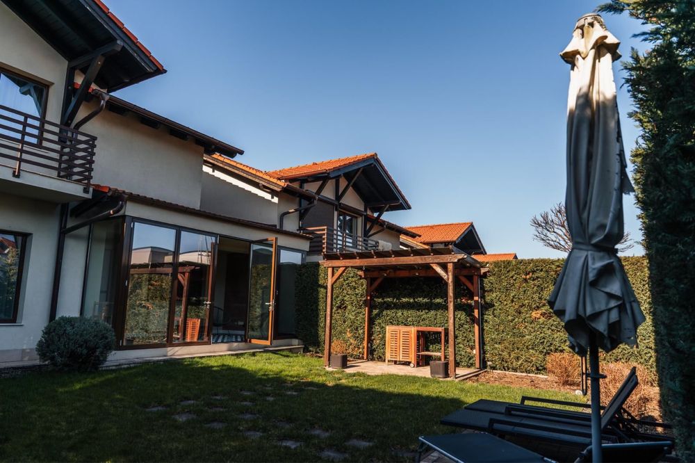 Inchiriez Casa Individuala 120m Garaj Dotari moderne Locatie Excelenta