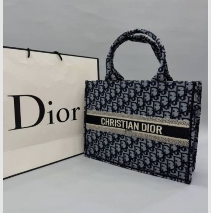 NEW Collection!! Текстилни чанти на Диор