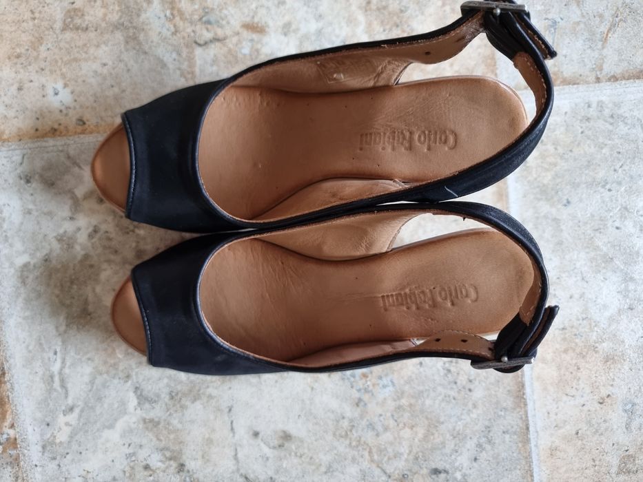 Обувки и сандали