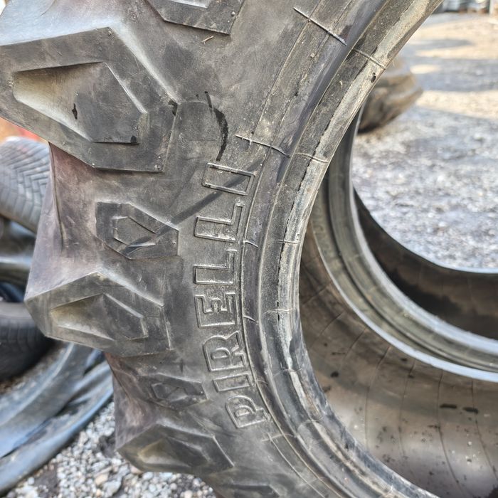 Cauciucuri agricole 13.6R28 marca Pirelli