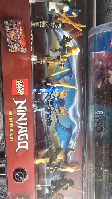 Lego дисплей свален от магазин