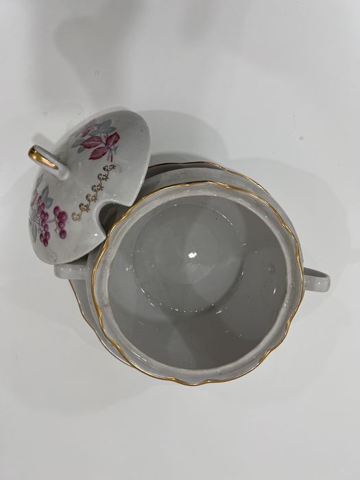 Обеденный сервис супница