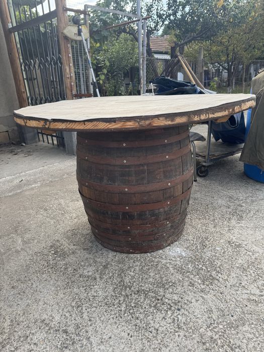 Маси от бъчви.Два броя.