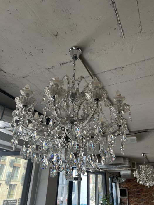 Люстра пятирожковая