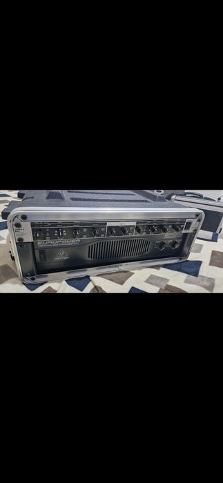 Behringer ep4000 cx 2310 case rack 3U.