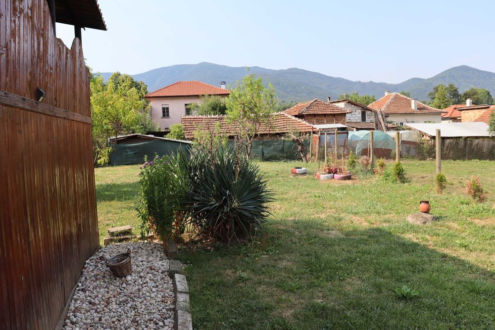 Продава се Къща в Правец - 200 кв.м за 800 €/кв.м - Снимка #8