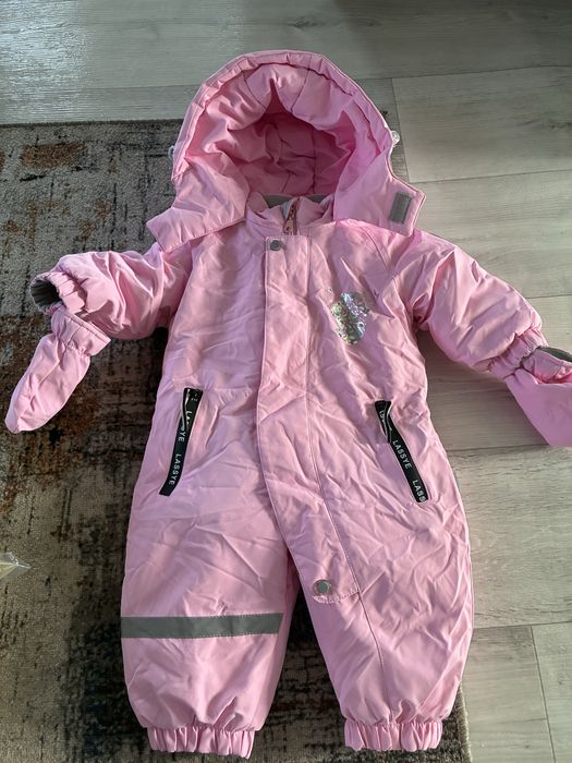 Продам зимние комбинезоны