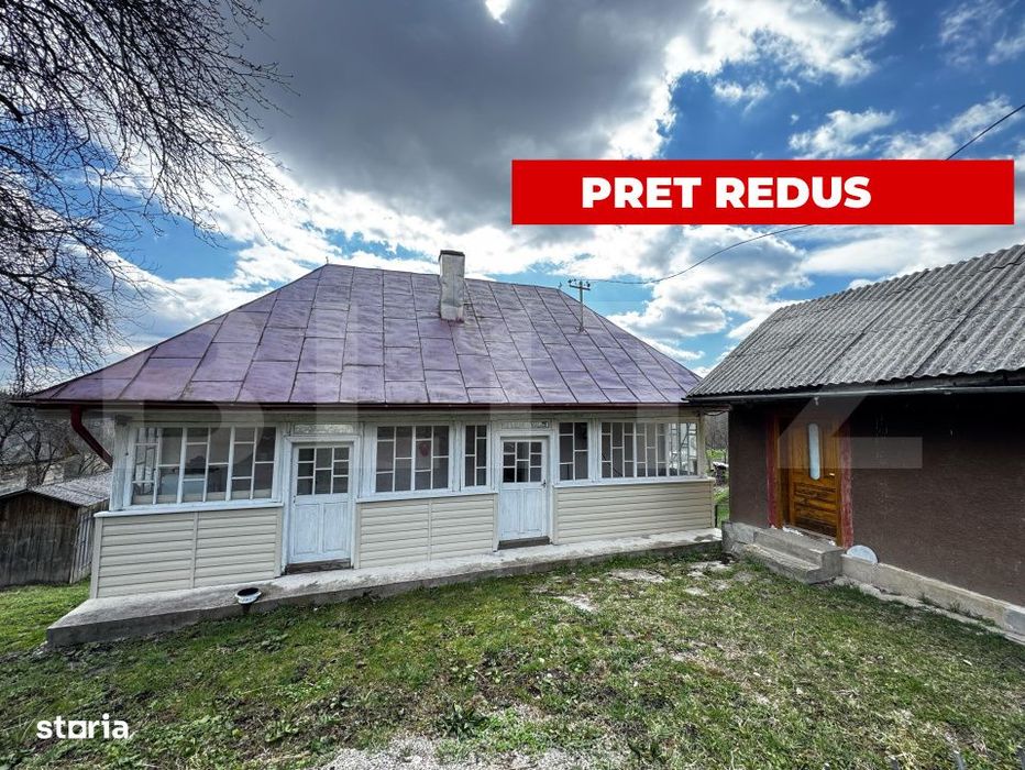 Casa la munte, teren 8324 mp, anexe, zona comuna Bucium