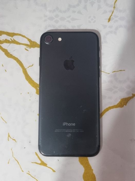 Iphone 7 ,  100%
