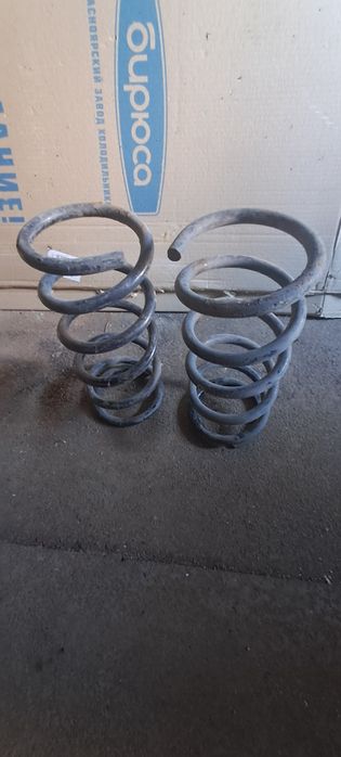 Продам пружины на Альфард