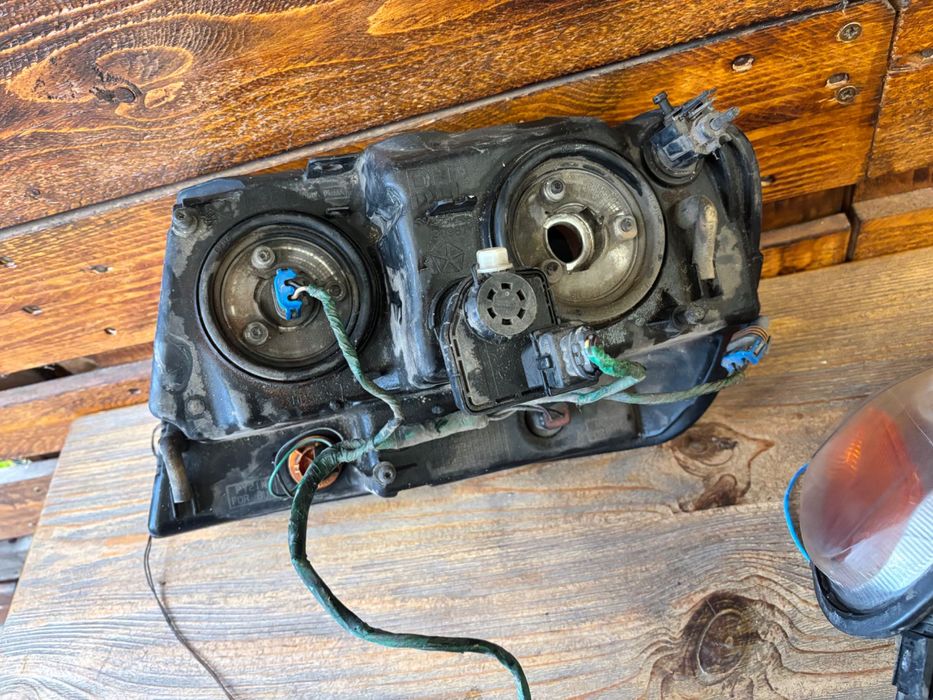 Фарове за jeep grand Cherokee wj