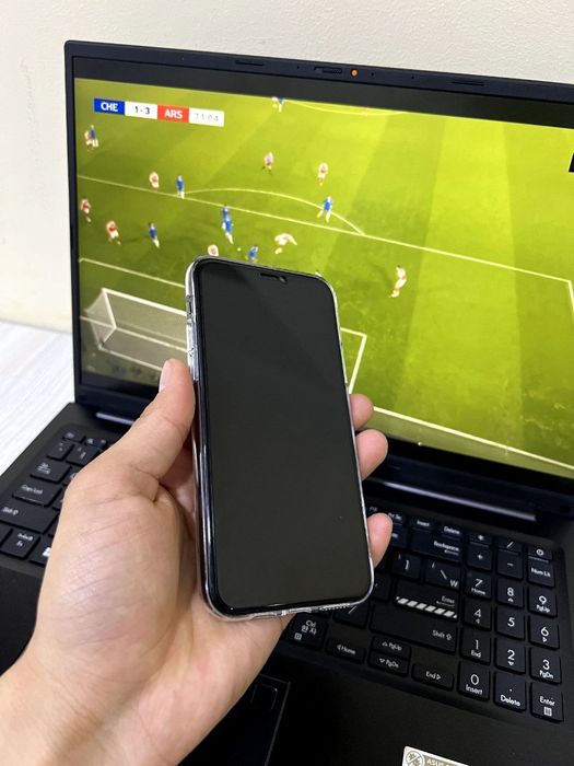 iphone 11 pro (xotira 256) batarika usilinni 100 %