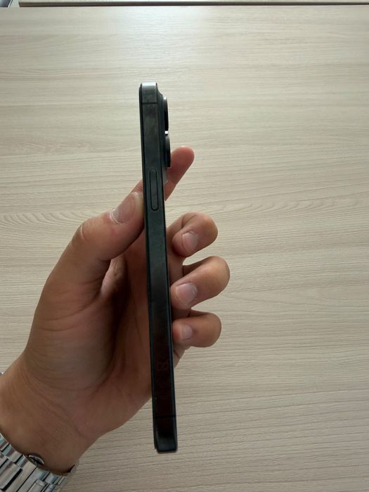 Продам iPhone 15 Pro Max 256 ГБ