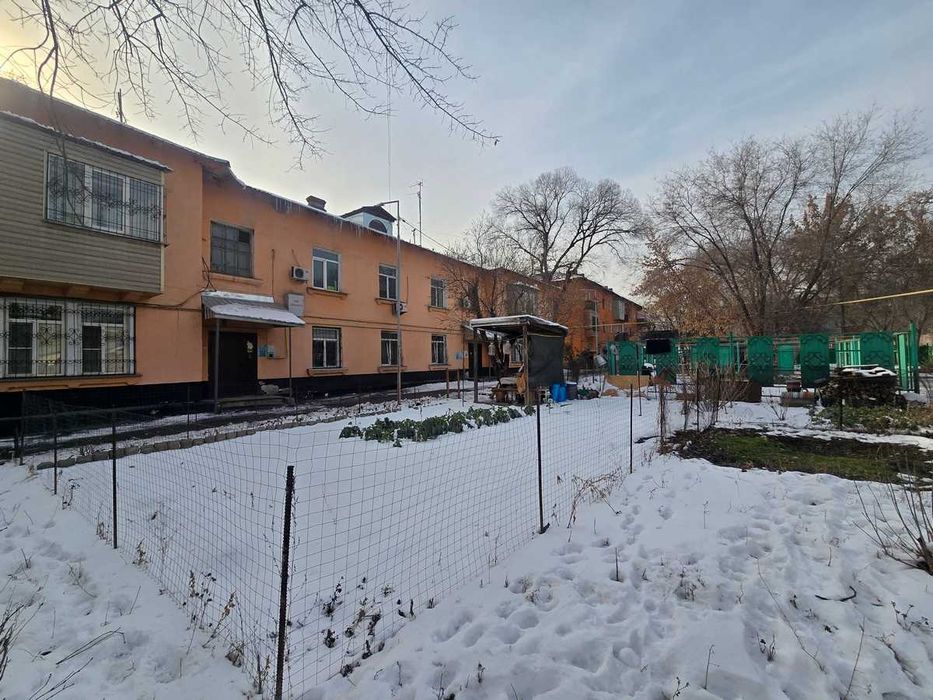 Продам 2ком.Квартиру Суюнбая 264\3