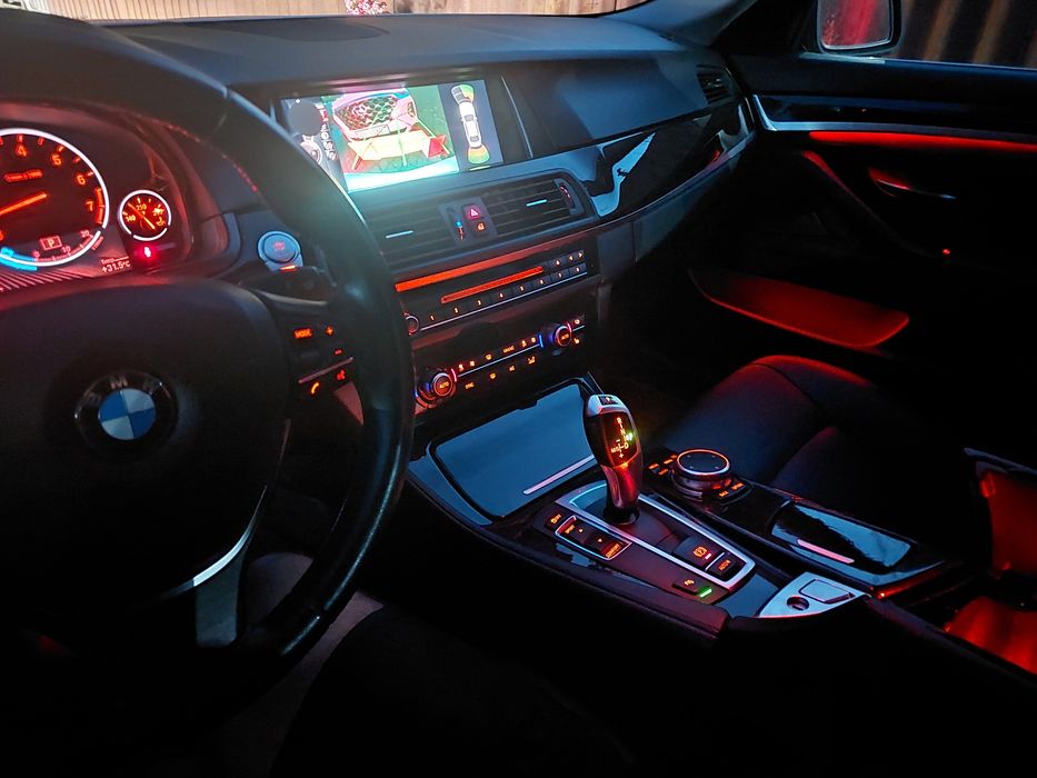 BMW M5 F10 528i 2015г