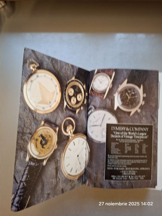 Vănd 2 cataloage  prețuri  ceasuri  respectiv  obiecte de  artă
