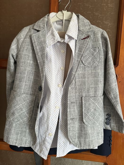 Детский мальчик костюм школьник