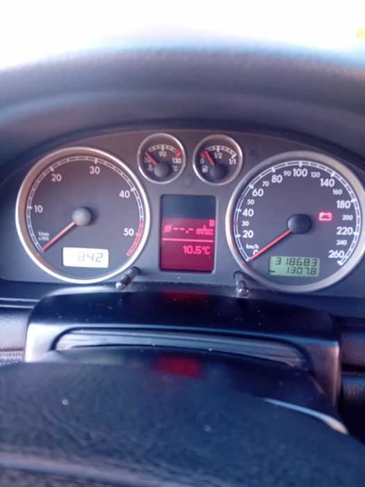 Vând passat 5. 5
