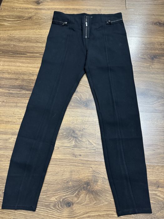 7 perechi de pantaloni