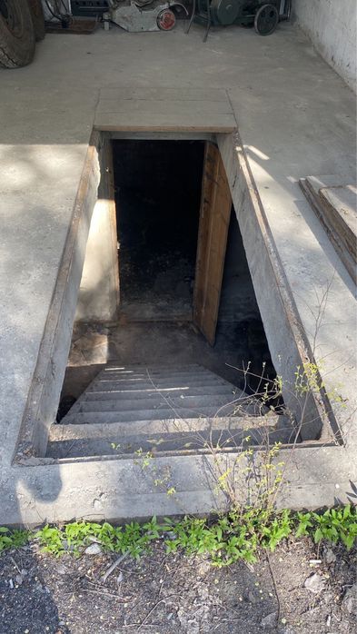 Продаётся просторный гараж